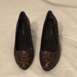 Aerosoles Leopard Shoes